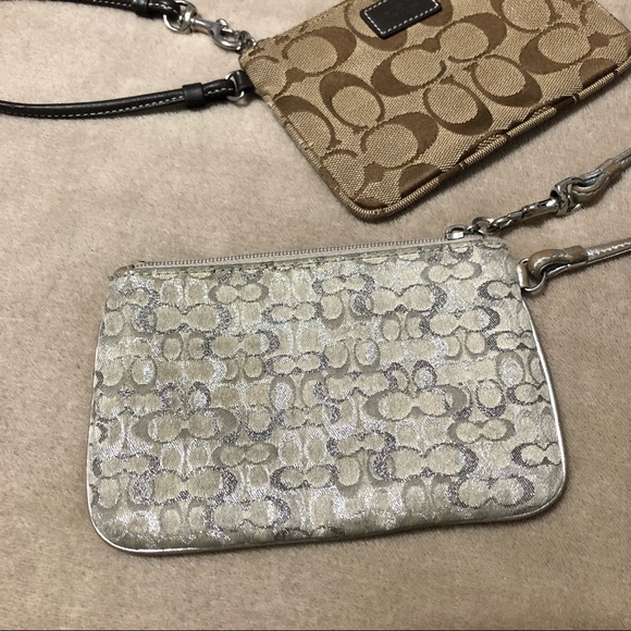 SOLD - Wallet: 2 x COACH Wristlets 🛍 Bundle Me! - Picture 2 of 4